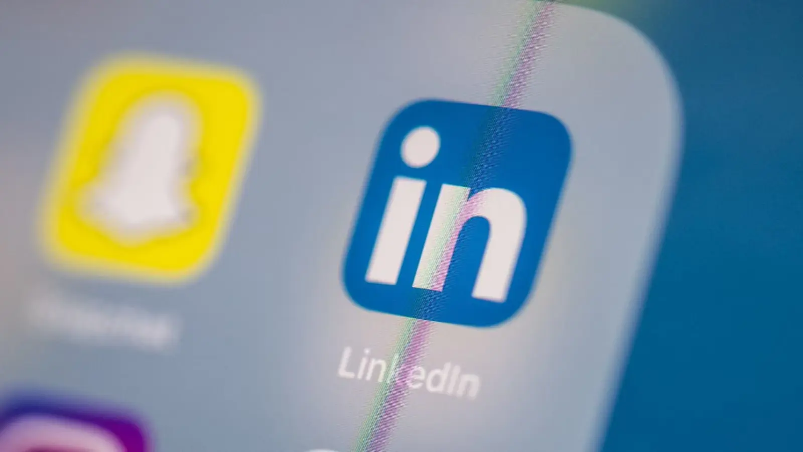 LinkedIn-on-phone