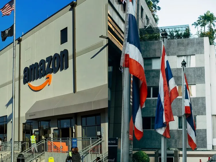 Amazon-and-Thailand