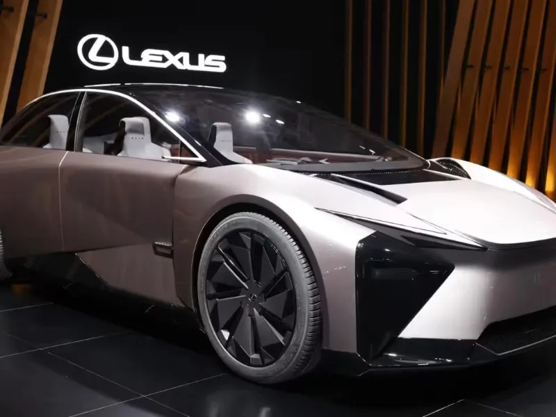 LEXUS