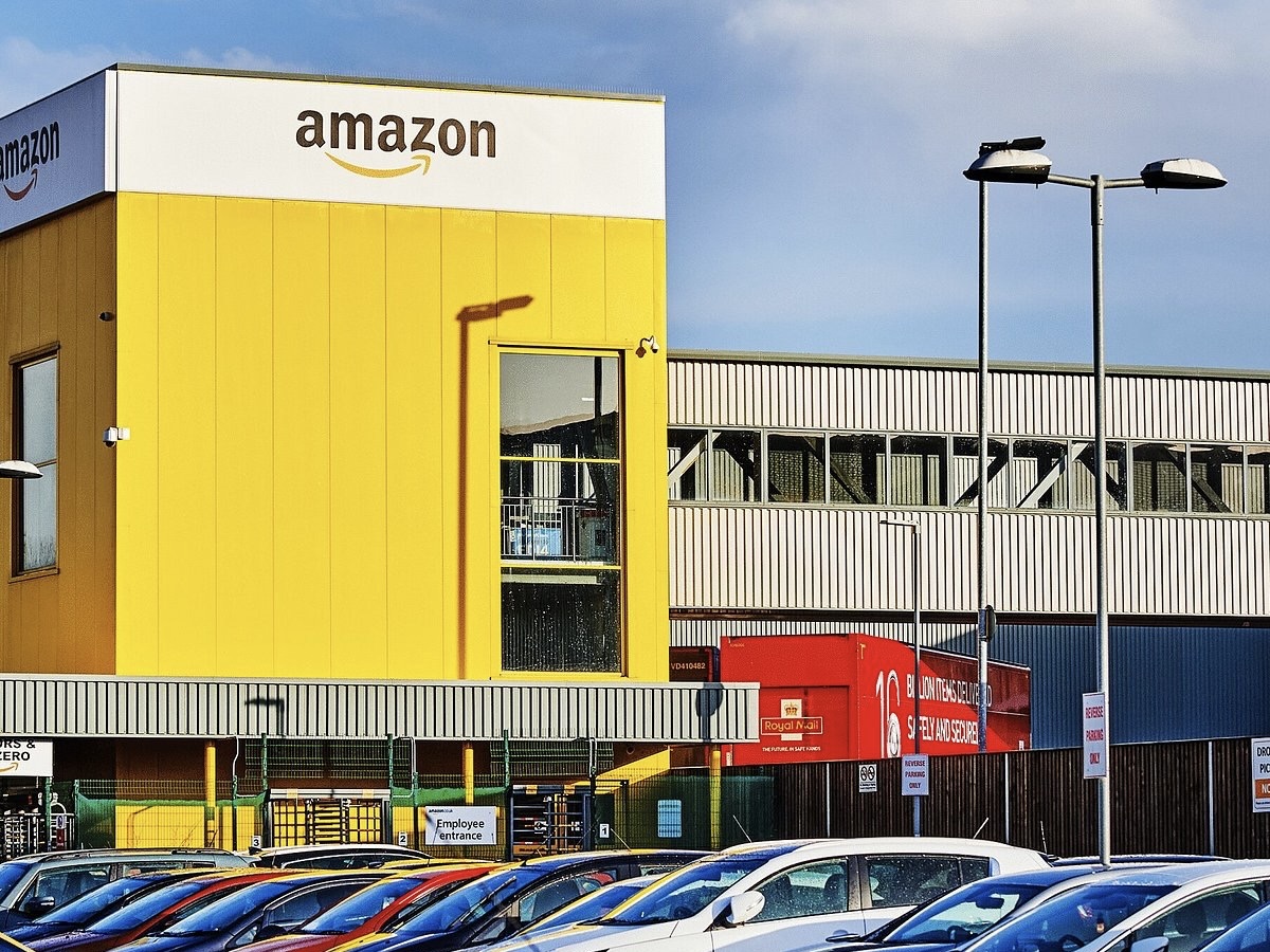 amazon-fulfilment-front