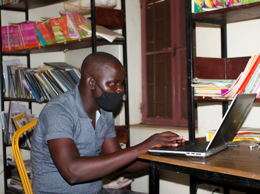 Learner using digital library resources