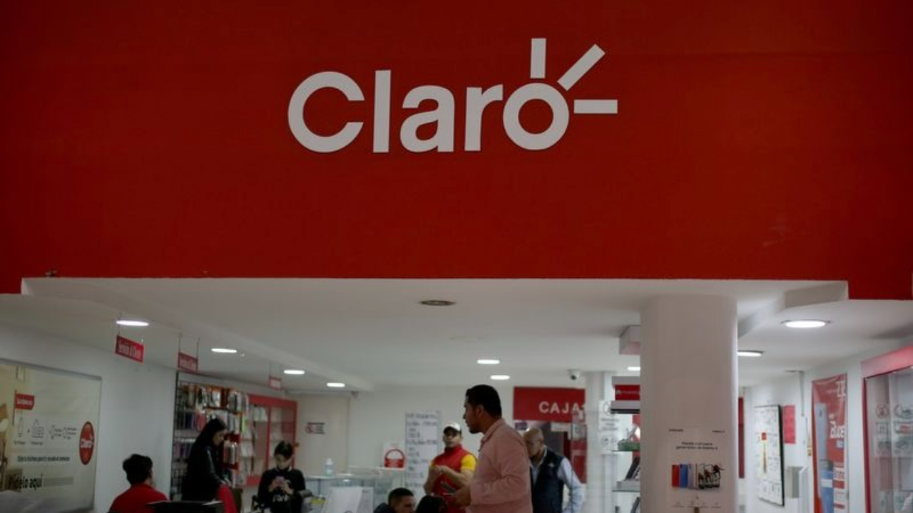 Desktop confirms talks with Claro after report on potential sale