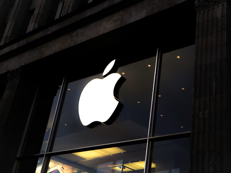 apple-issues-cyber-threat-alerts-to-users-in-84-countries