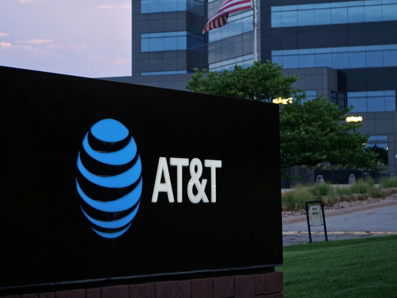 att-nears-major-deal-to-expand-its-mexico-presence