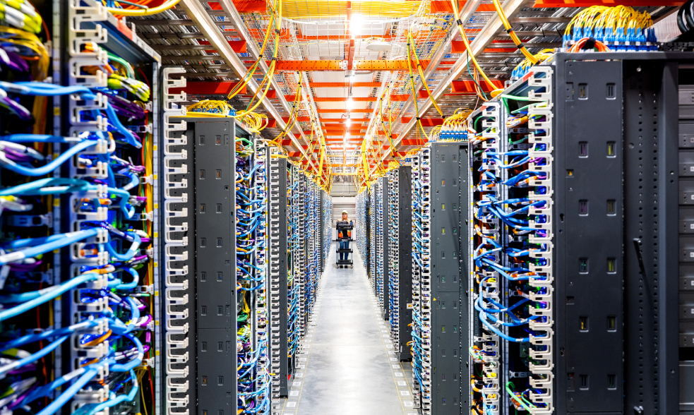 European-data-centre-infrastructure-supporting-cloud-and-digital-services