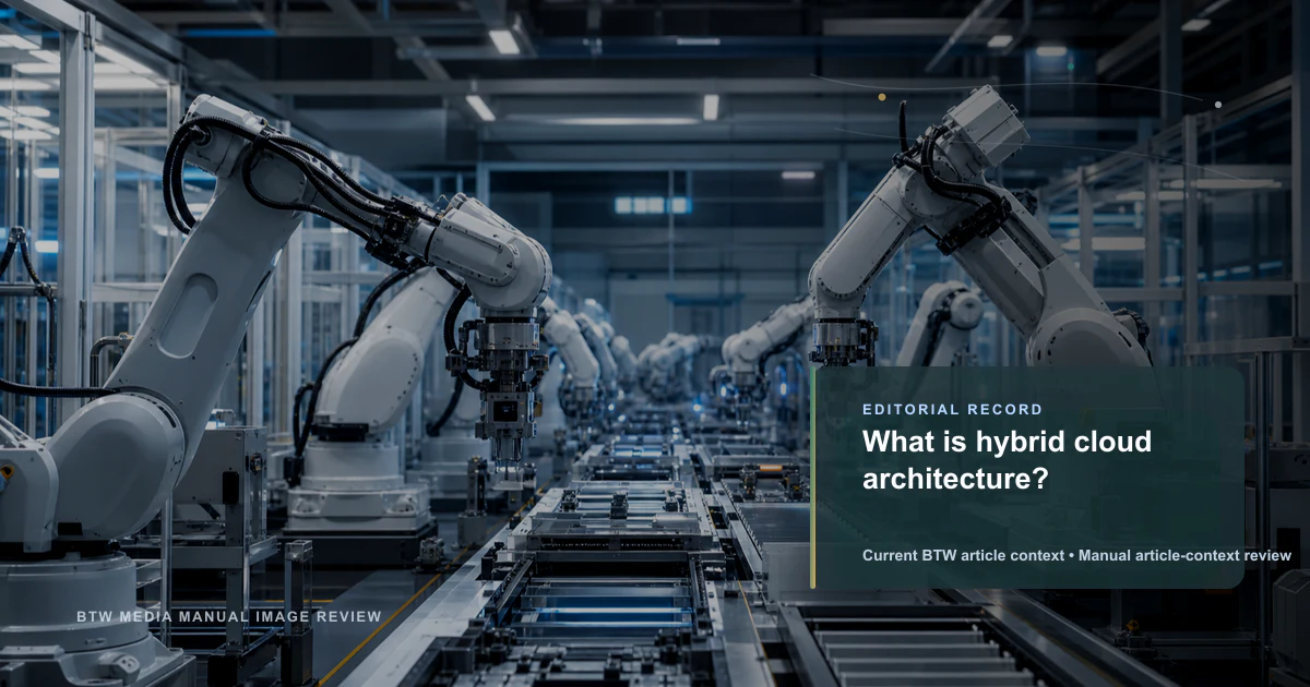 What is hybrid cloud architecture?