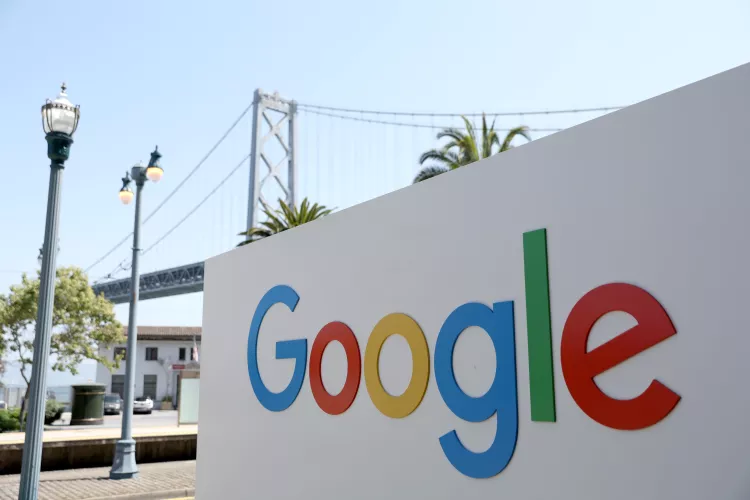 Google-train-AI