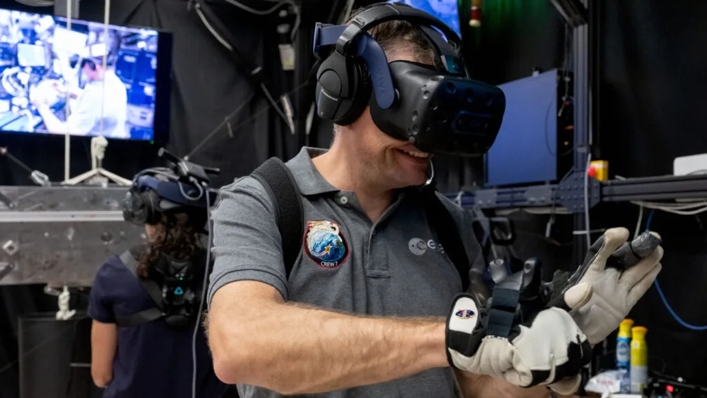 NASA-training-at-Johnson-Space-Centre-scaled