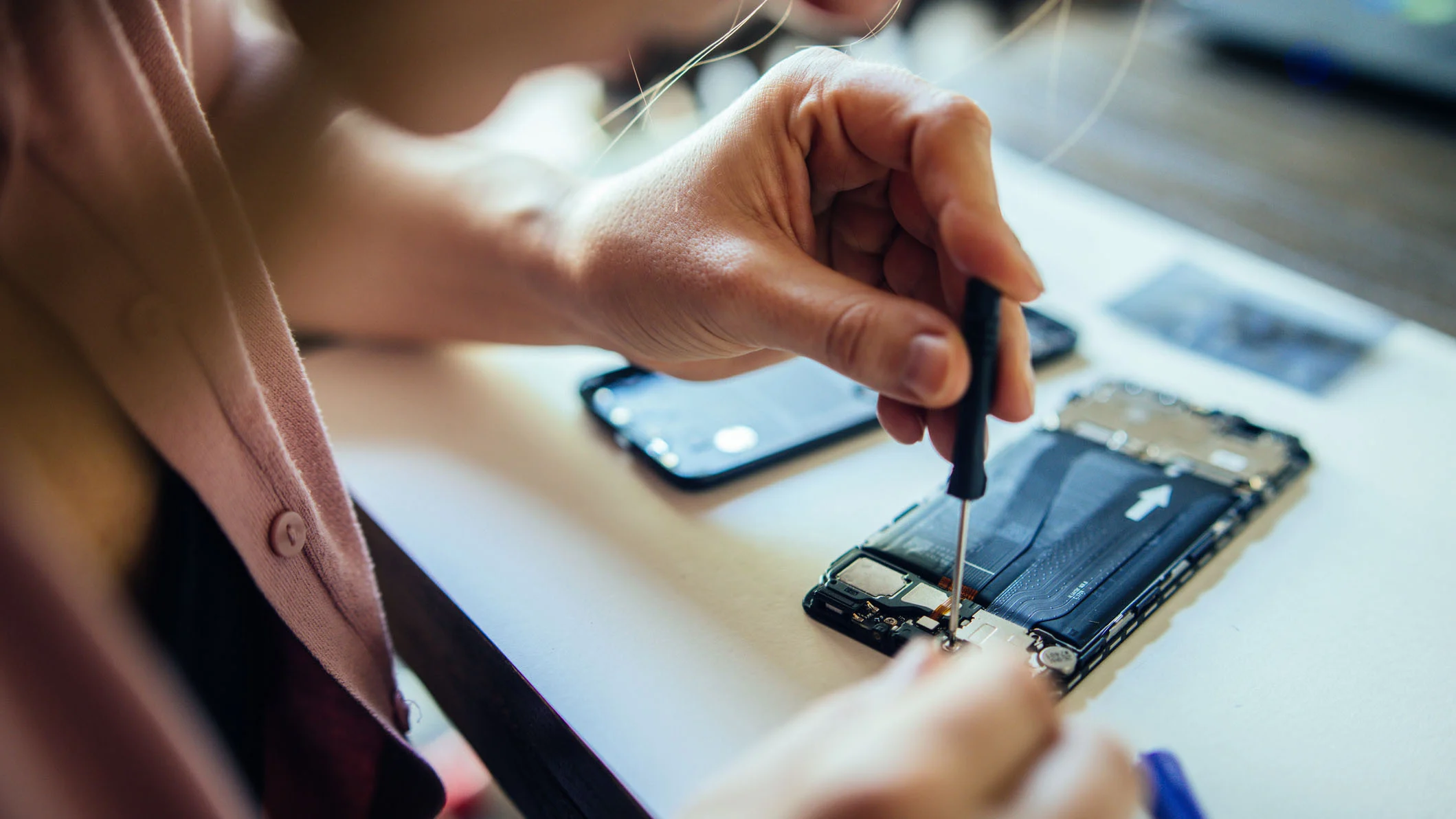 Samsung -'Self-Repair' -Program-Adds-Galaxy -S22-Phones.