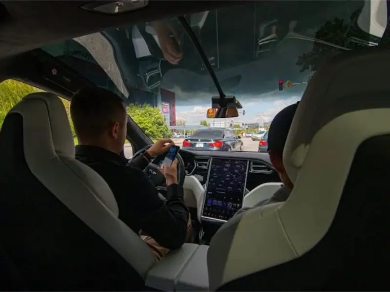 Apple CarPlay