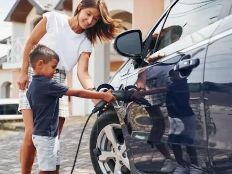 How much does it cost to fully charge a tesla?