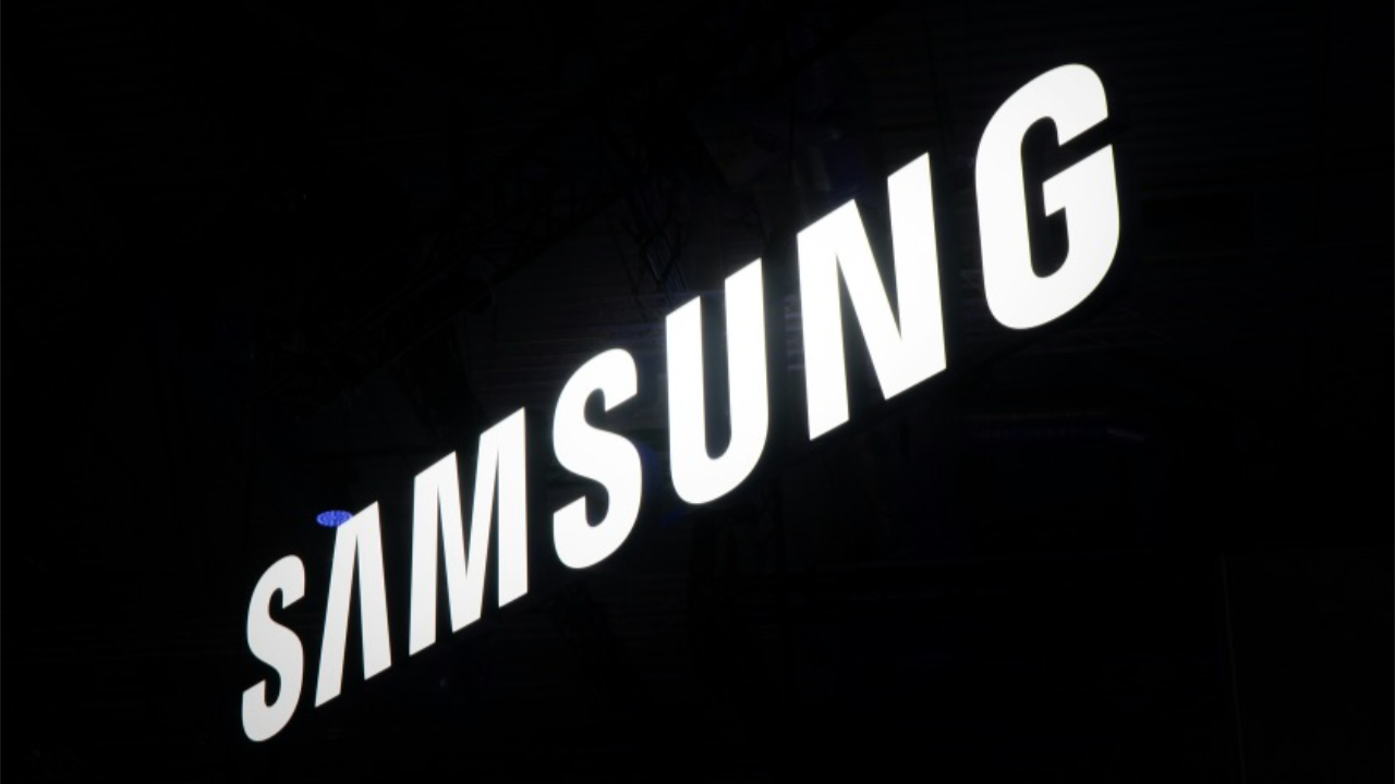 Tesla inks $16.5B chip deal with Samsung